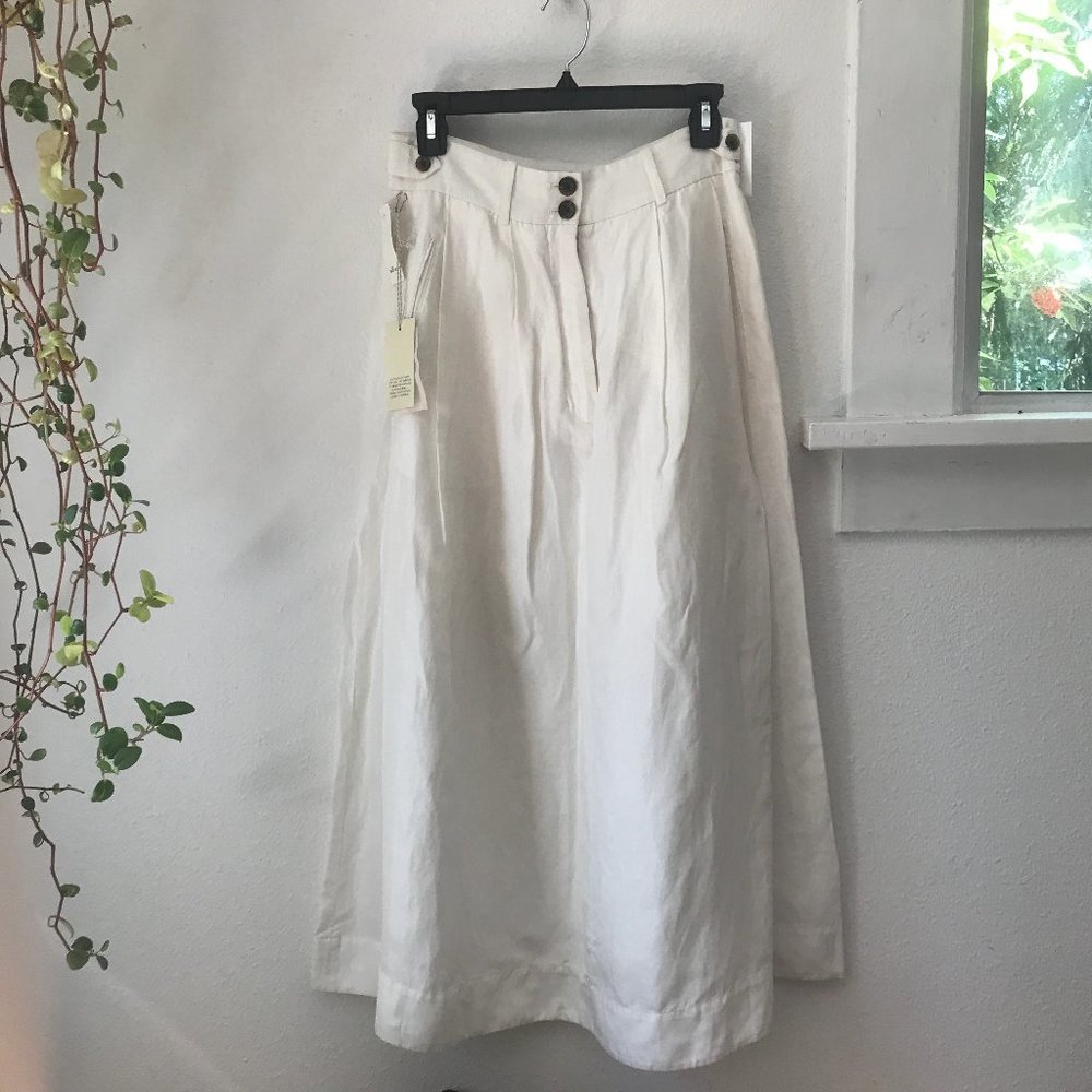 Wilfred/Aritzia Le Fou Ismay button Skirt